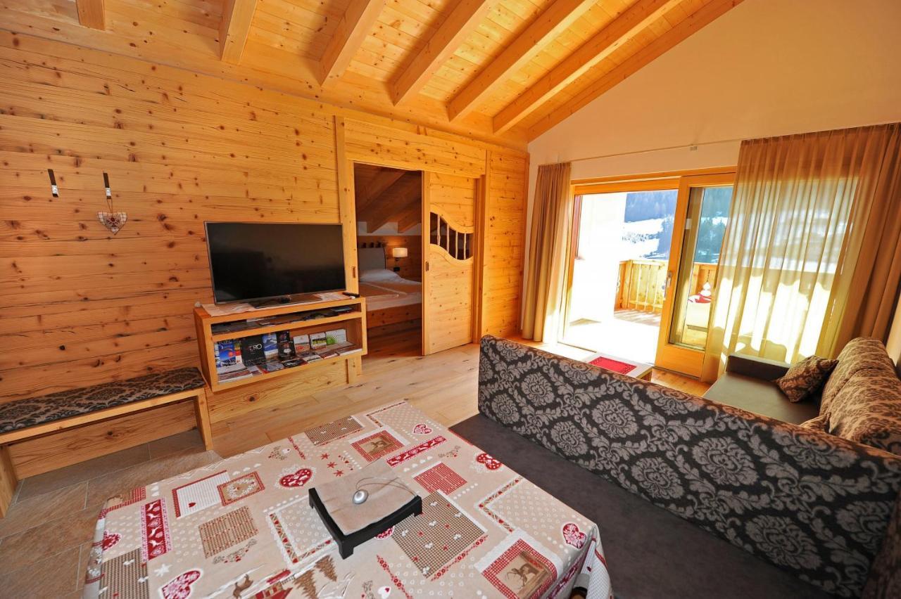 Mountain Apartment Hapeli Ortisei Extérieur photo